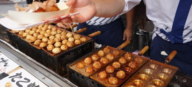 Déguster les classiques de la street-food osaka